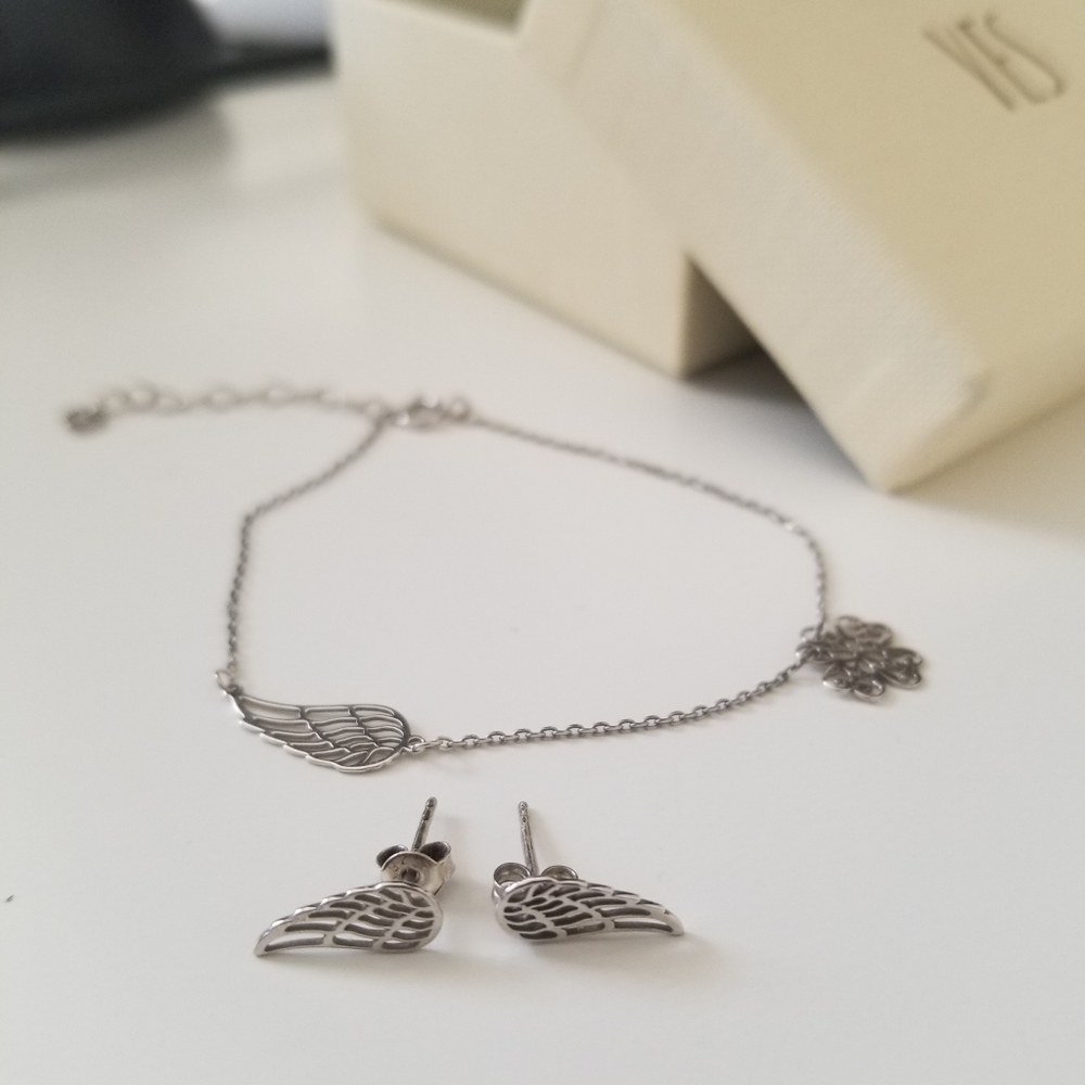 Silver jewelry set earrings bracelet wings
